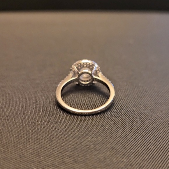 Cubic Zirconia Round Ring - Picture 6 of 7